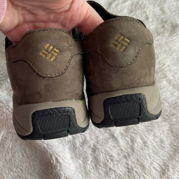 Columbia Estes OmniGrip Taupe leather slip on shoes - Picture 5 of 7